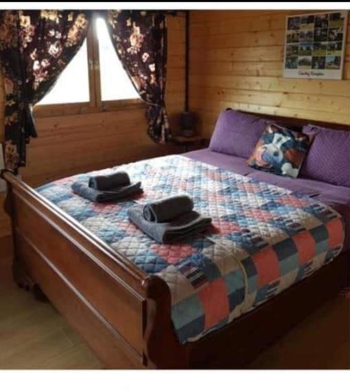 Country Bumpkin - Romantic Couples Stay In Oakhill Cabin Exterior photo